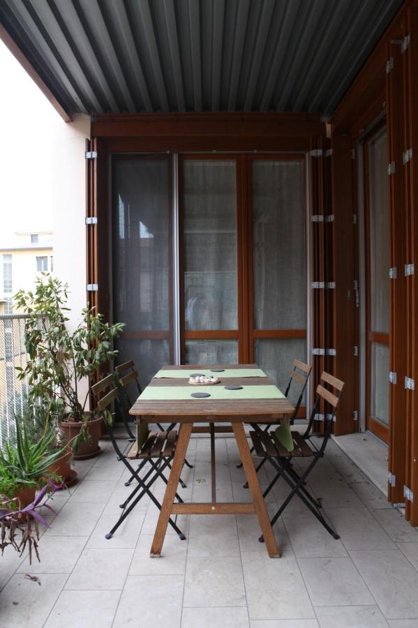 Terrace Apartment Close To Metro Station Milánó Kültér fotó