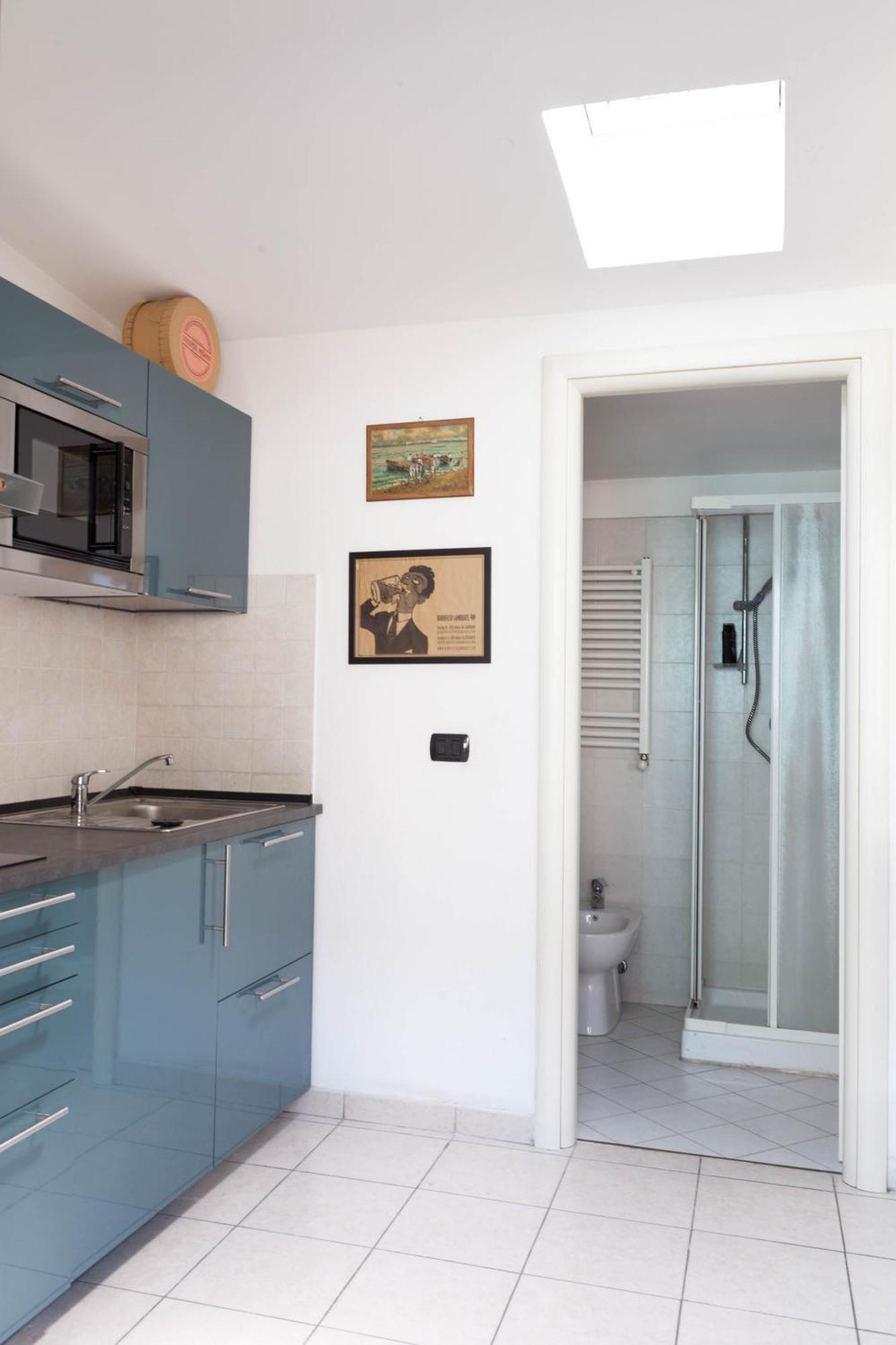 Terrace Apartment Close To Metro Station Milánó Kültér fotó